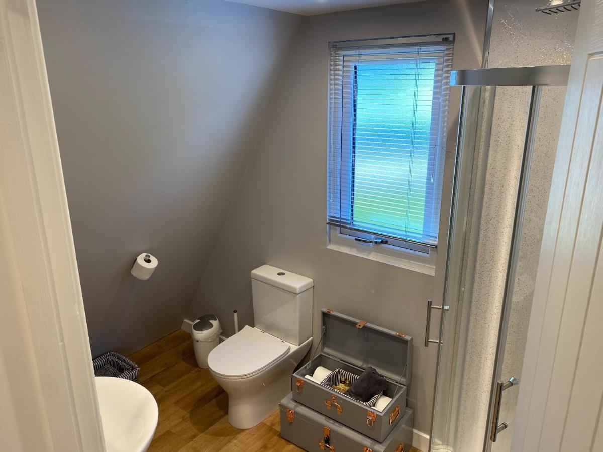 Widgeon Bespoke Cabin Tattershall Buitenkant foto